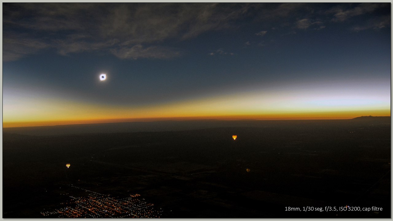 Solar Eclipse by Jaume Llansana